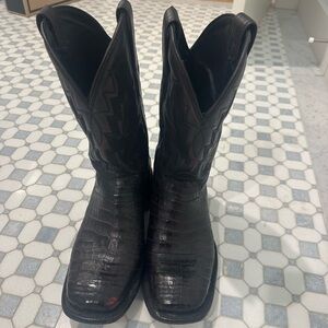 Tecovas The William Boots in Black Cherry Caiman